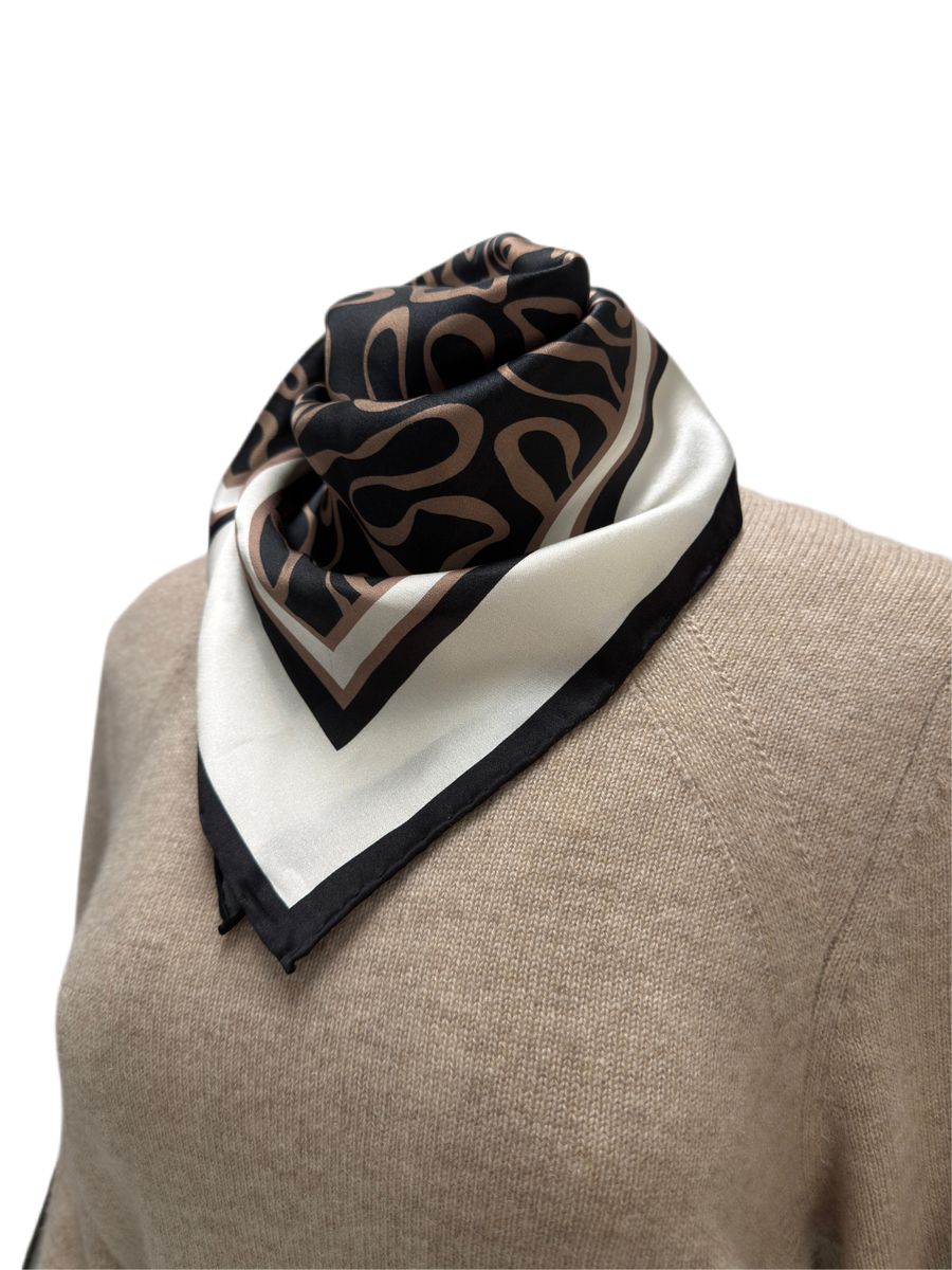 Amuse Silkeskjerf Eloise 999BlackPrintSS26